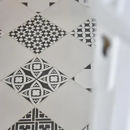 7 Avenue De Provence Apartmán