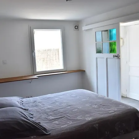 7 Avenue De Provence *